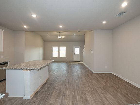 3rd image of 5915 Cienna Cove
