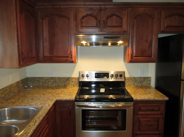 428 Salem Heights Ave S #A, Salem, OR 97302