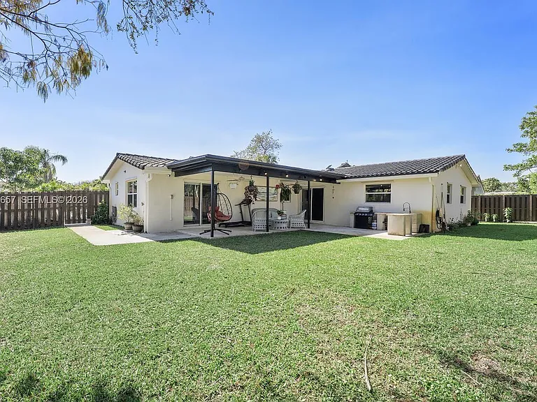 7501 NW 42nd St — Photo 29