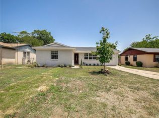 2380 Blue Creek Dr, Dallas, TX 75216