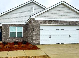 394 Angela St, Prattville, AL 36066