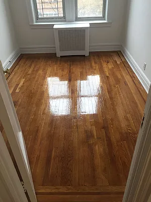 Rented by Metroline Realty | media 28