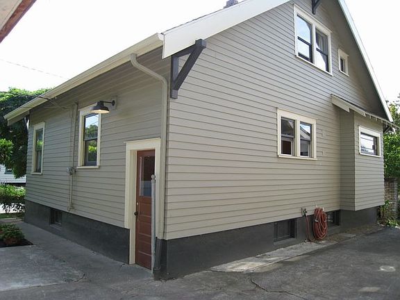 NE Corner