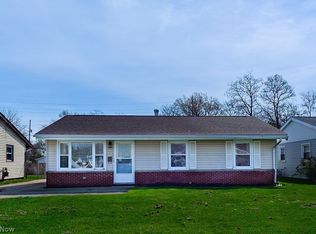 1310 E Larchmont Dr, Sandusky, OH 44870