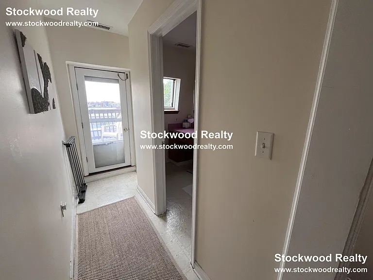 11 Gates St #2 — Photo 36