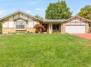 3044 Winding River Dr, Saint Charles, MO