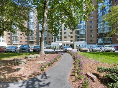15107 Interlachen Dr #2822, Silver Spring, MD, 20906