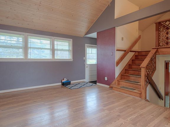 5th image of 3070 Pear St