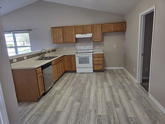 4th image of 1793 Carol Lynn Dr