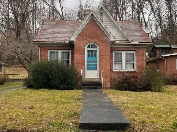 140 Bryson Ave, Bryson City, NC 28713