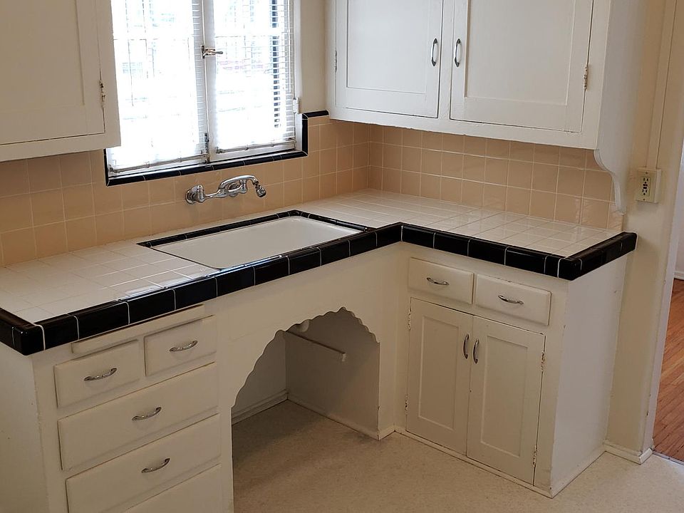 Large kitchen