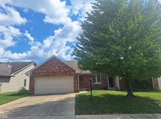 511 Silver Fox Ct, Indianapolis, IN 46217