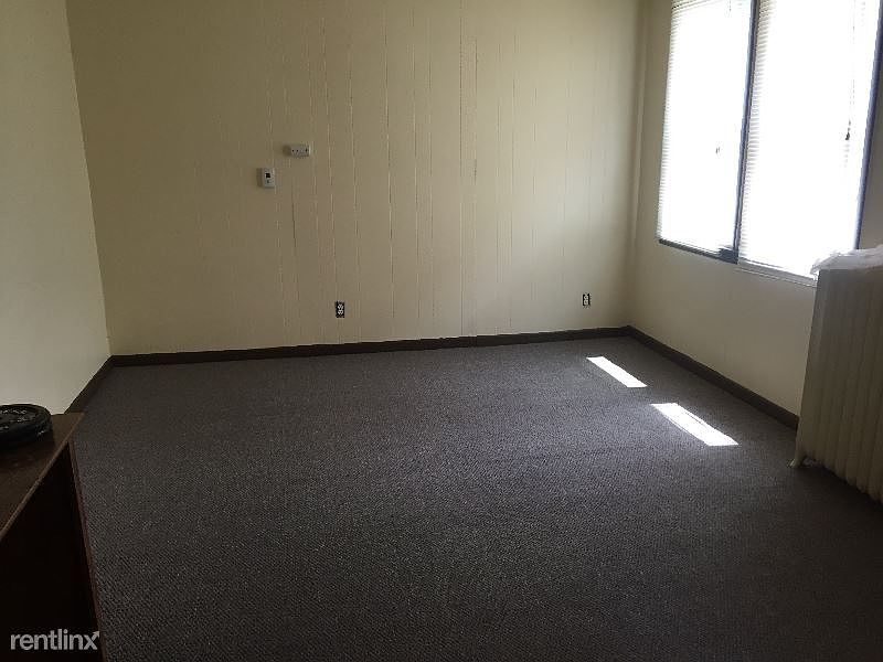 2nd image of 62 Cummings St