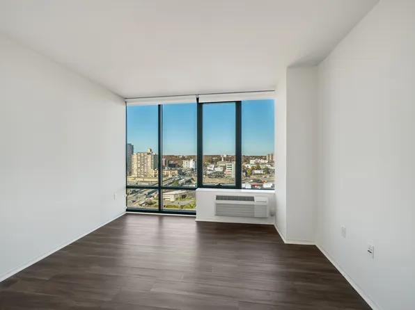 2030 Hudson Street image 280 of 284