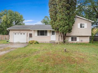 2484 E Lake Rd, Clio, MI 48420