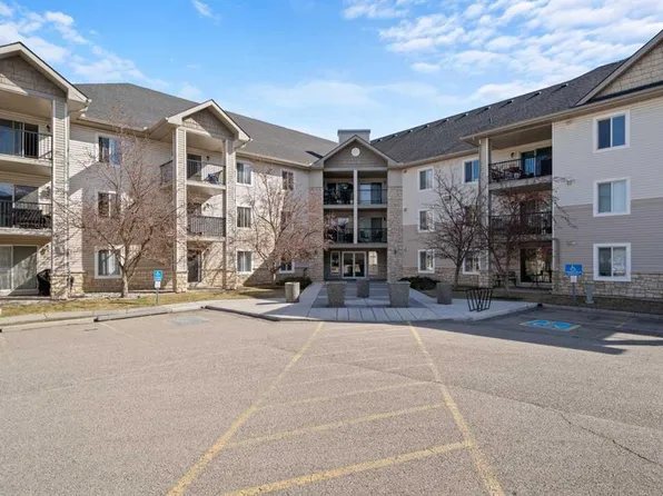 2371 Eversyde Ave SW #2105, Calgary, AB T2Y 5B8