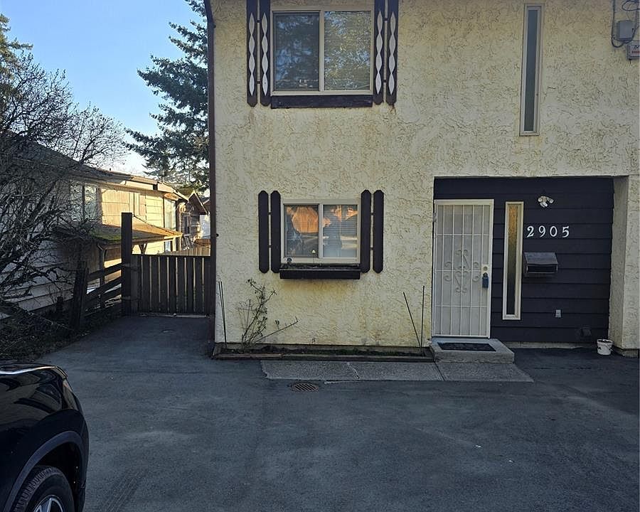 1st image of 2905 Leigh Rd