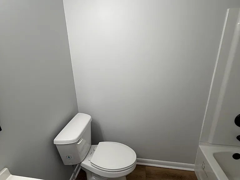 508 Lagrand Dr — Photo 8