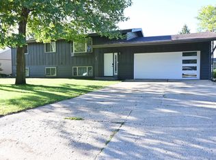 300 9th St SW, Spencer, IA 51301