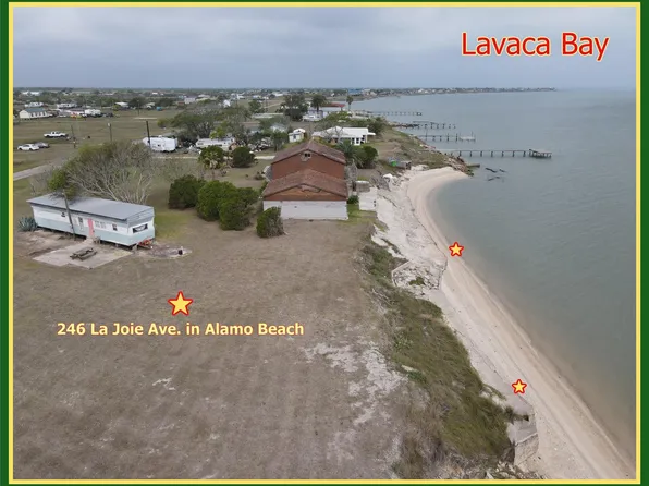 246 Lajoie Ave, Pt Lavaca, TX 77979