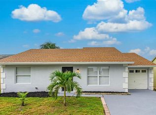 5596 Priscilla Ln, Lake Worth, FL 33463