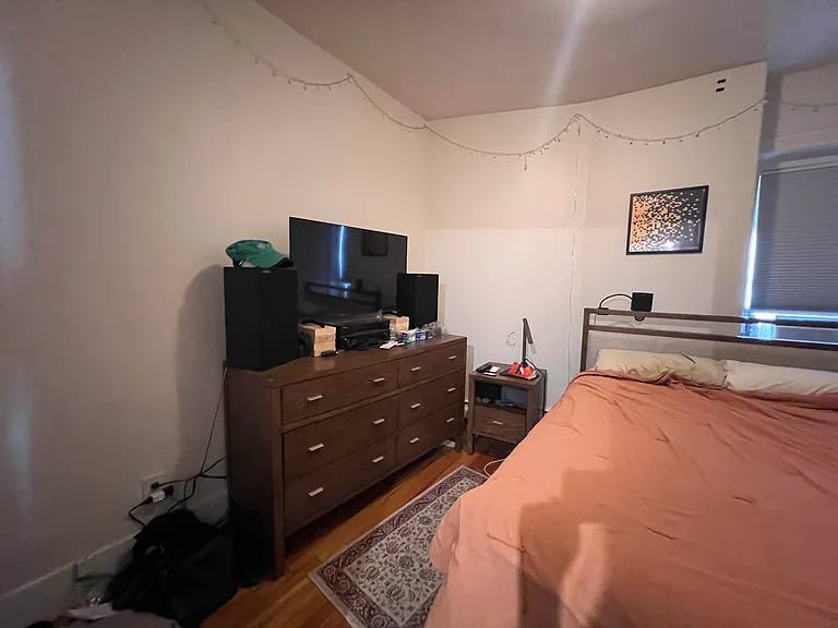 45 Florence St #3A — Photo 9
