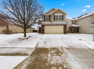 8115 Loveridge Dr, Indianapolis, IN 46268