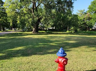710 W Donehoo St, Madill, OK 73446