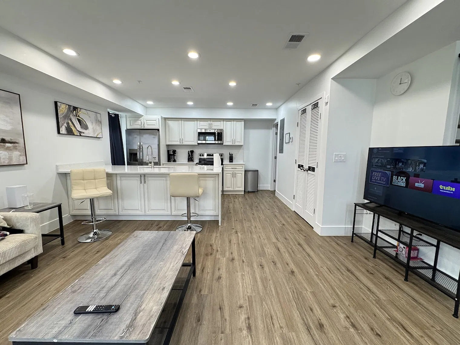 2 bed, 2.5 bath, $5,089 — Photo 1