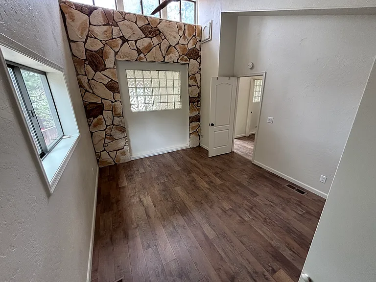 3448 S Litzler Dr — Photo 17
