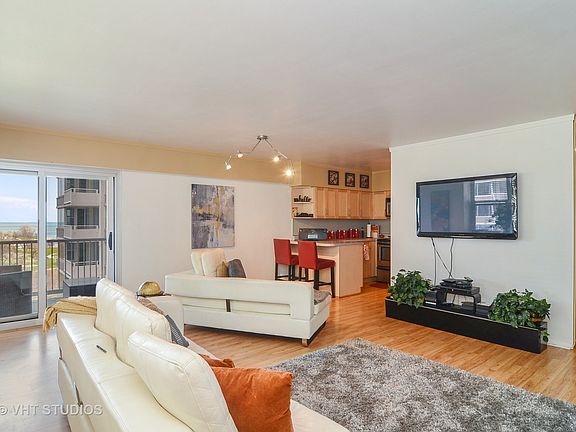 5th image of 4250 N Marine Dr APT 1109