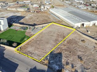 2020 Boy Scout Ln, Sunland Park, NM 88063