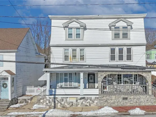 321 Willing St, Tamaqua, PA 18252