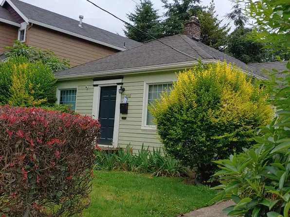 1002 N Watts St, Portland, OR 97217