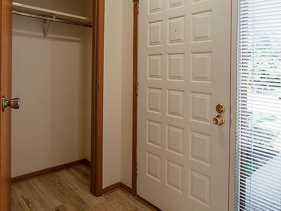 Coat closet