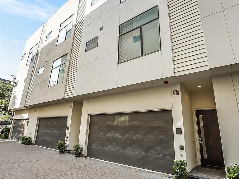 1004 California St #203 — Photo 6