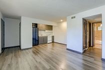 4th image of 4513 Lafayette Ave #10