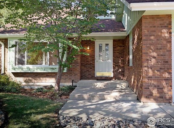 3rd image of 2119 Westlake Dr