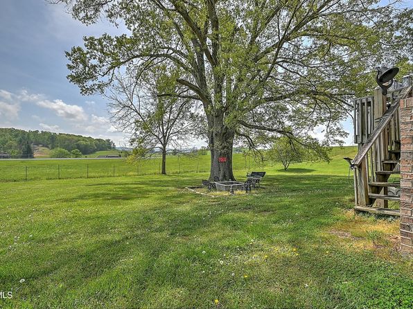 228 Lauren Dr, Rogersville, TN 37857