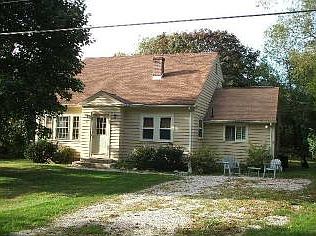 1st image of 63 Maple Dr
