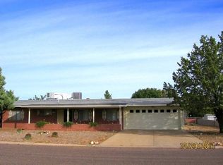 1017 E Mescal Dr, Pearce, AZ 85625