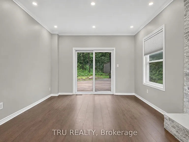 2376 Kinburn Side Rd — Photo 10