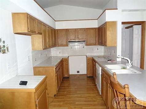 4th image of 17124 Winona Ln