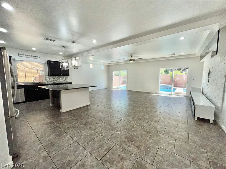 8412 Golden Amber St — Photo 5