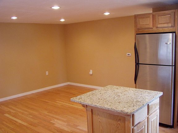 2nd image of 301 Peterson St APT 111