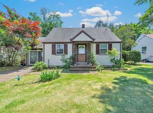 17 Harris St, Norwalk, CT 06850