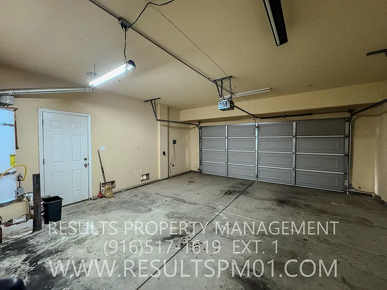 9121 Echo Point Pl — Photo 20