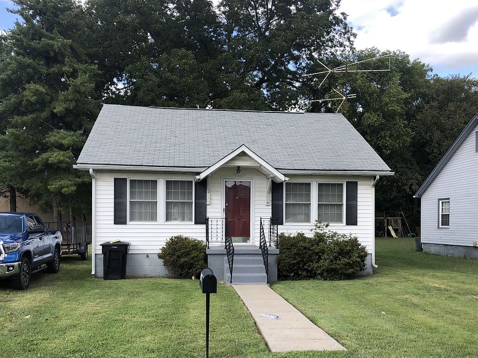 1st image of 114 W McKnight Dr