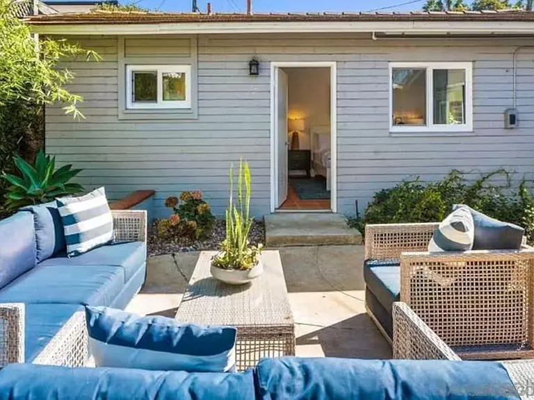 8373 El Paseo Grande — Photo 5