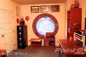 Guest Quarters, Room 1